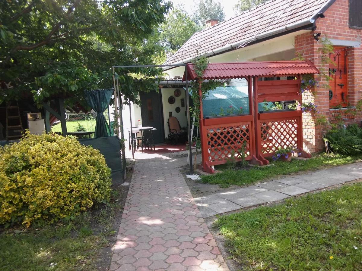 Apartman Kuckoval Apartment Balatonfoldvar Exterior photo